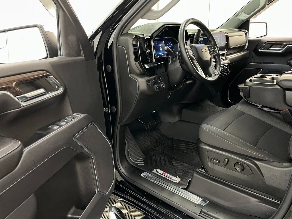Certified 2023 Chevrolet Silverado 1500 LT image 23