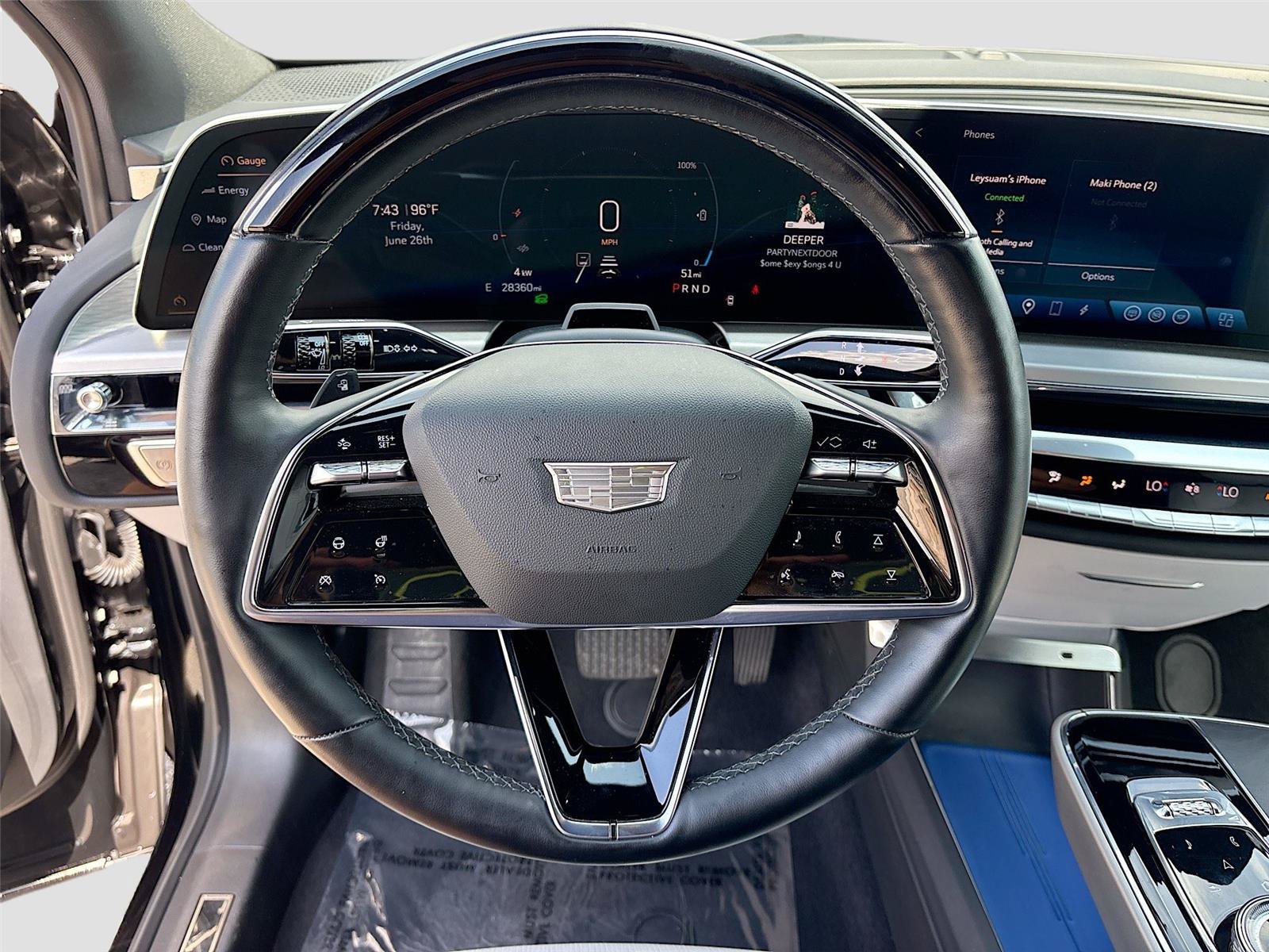Used 2023 Cadillac Lyriq 2WD image 11