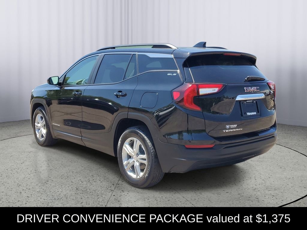 Used 2022 GMC Terrain SLE w/ Driver Convenience Package FWD image 5