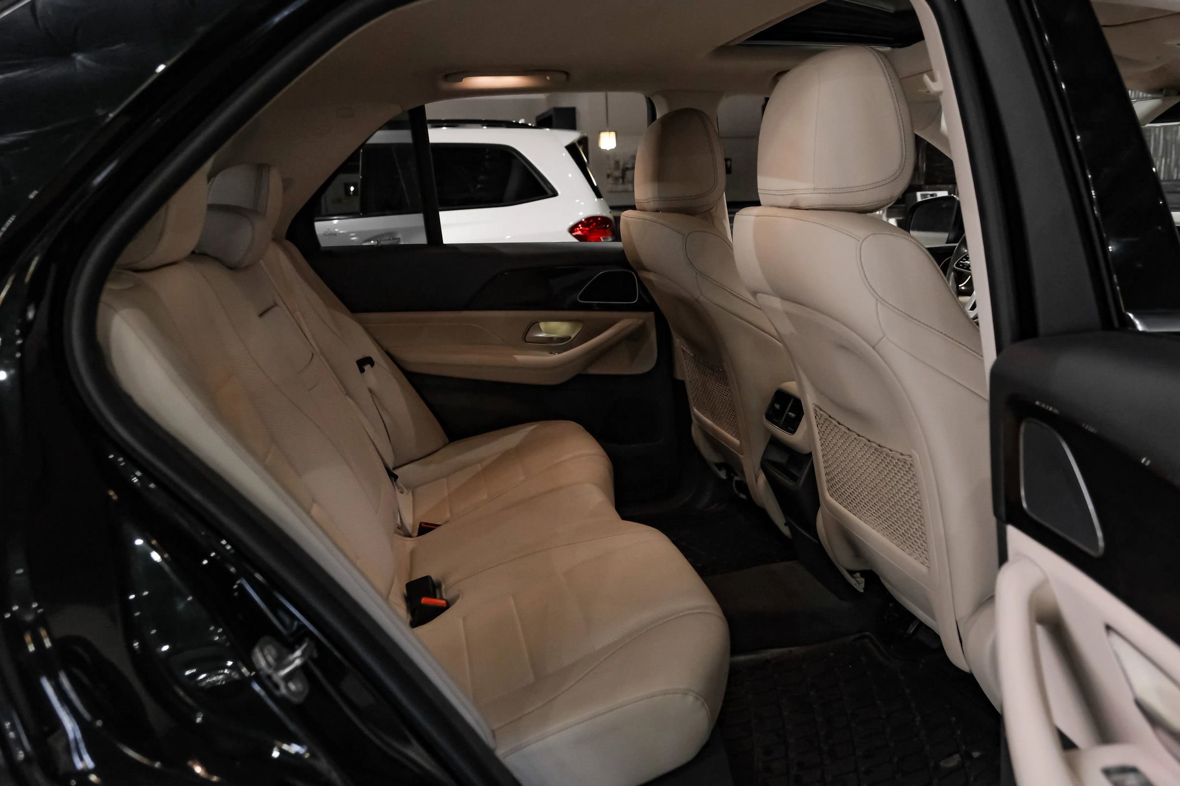 Used 2020 Mercedes-Benz GLE 350 w/ Parking Assist Package image 33