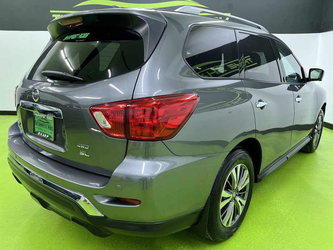 Used 2019 Nissan Pathfinder SL AWD/4WD image 10