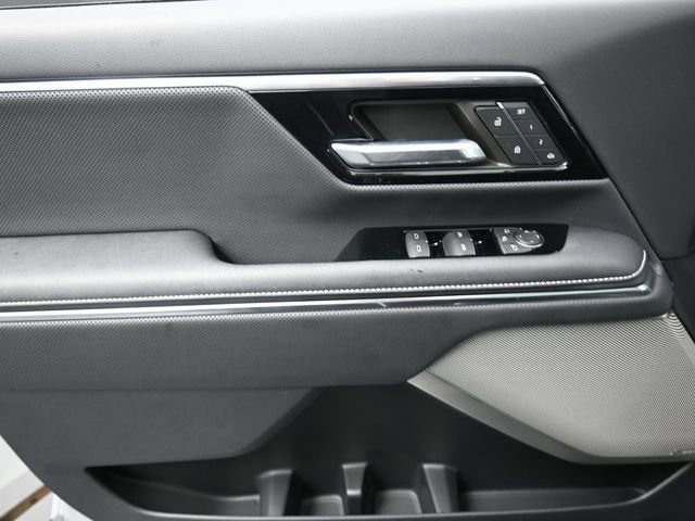 Used 2024 GMC Sierra EV Denali image 13