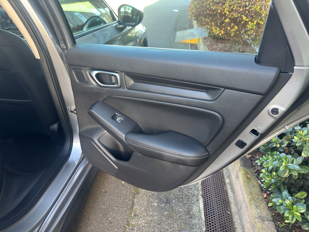 Used 2024 Honda Civic EX-L image 16