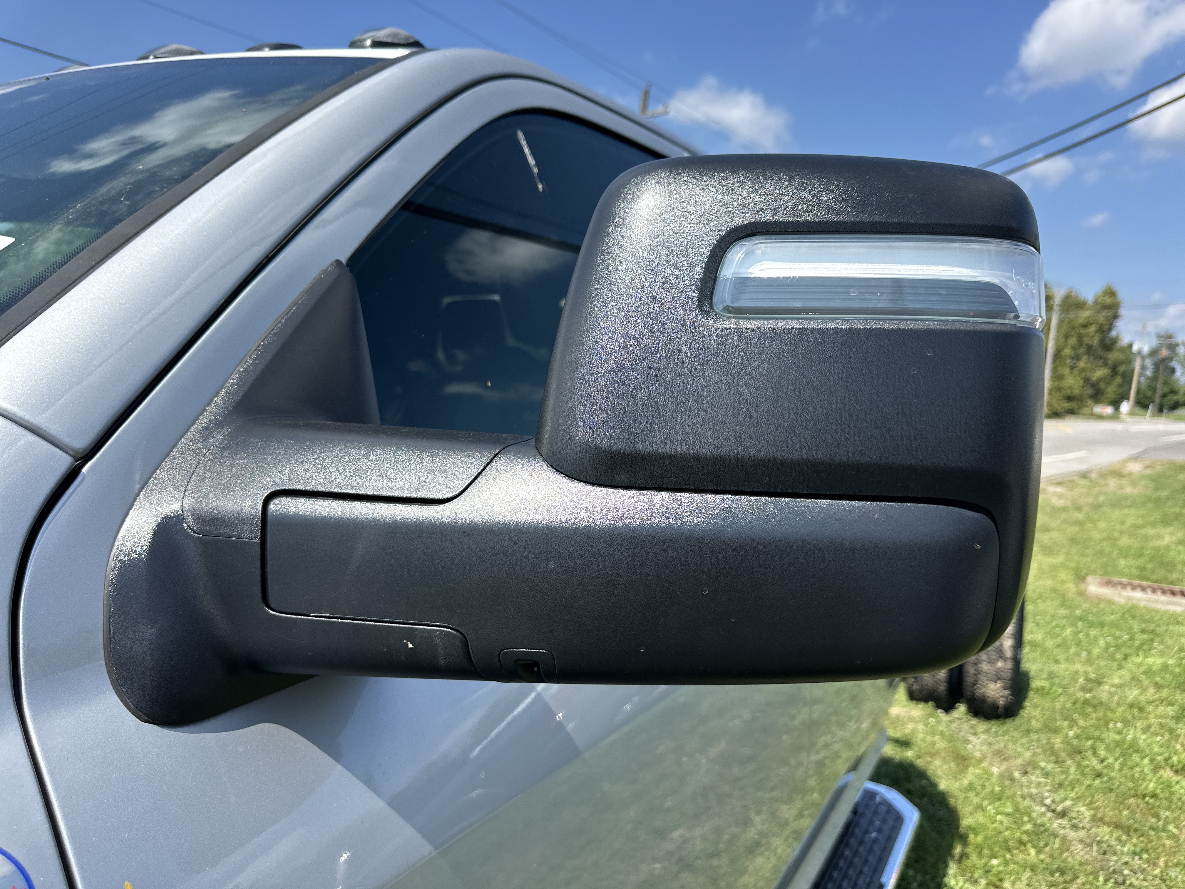 New 2027 RAM 5500 4x4 Crew Cab w/ Laramie Trim Package image 24