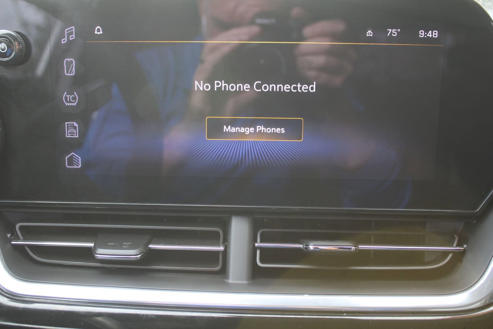 Used 2024 Chevrolet Trax RS image 44