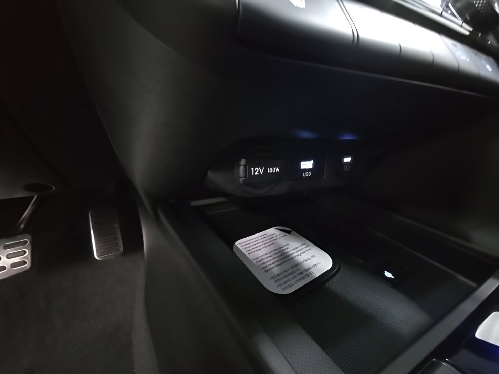 New 2026 Hyundai Elantra SEL Sport FWD image 35