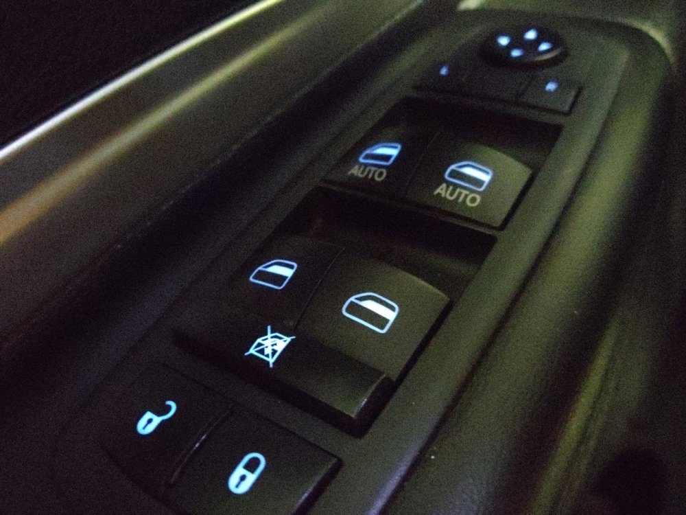 Used 2019 Dodge Durango SXT w/ 3rd Row Seating Group RWD image 27