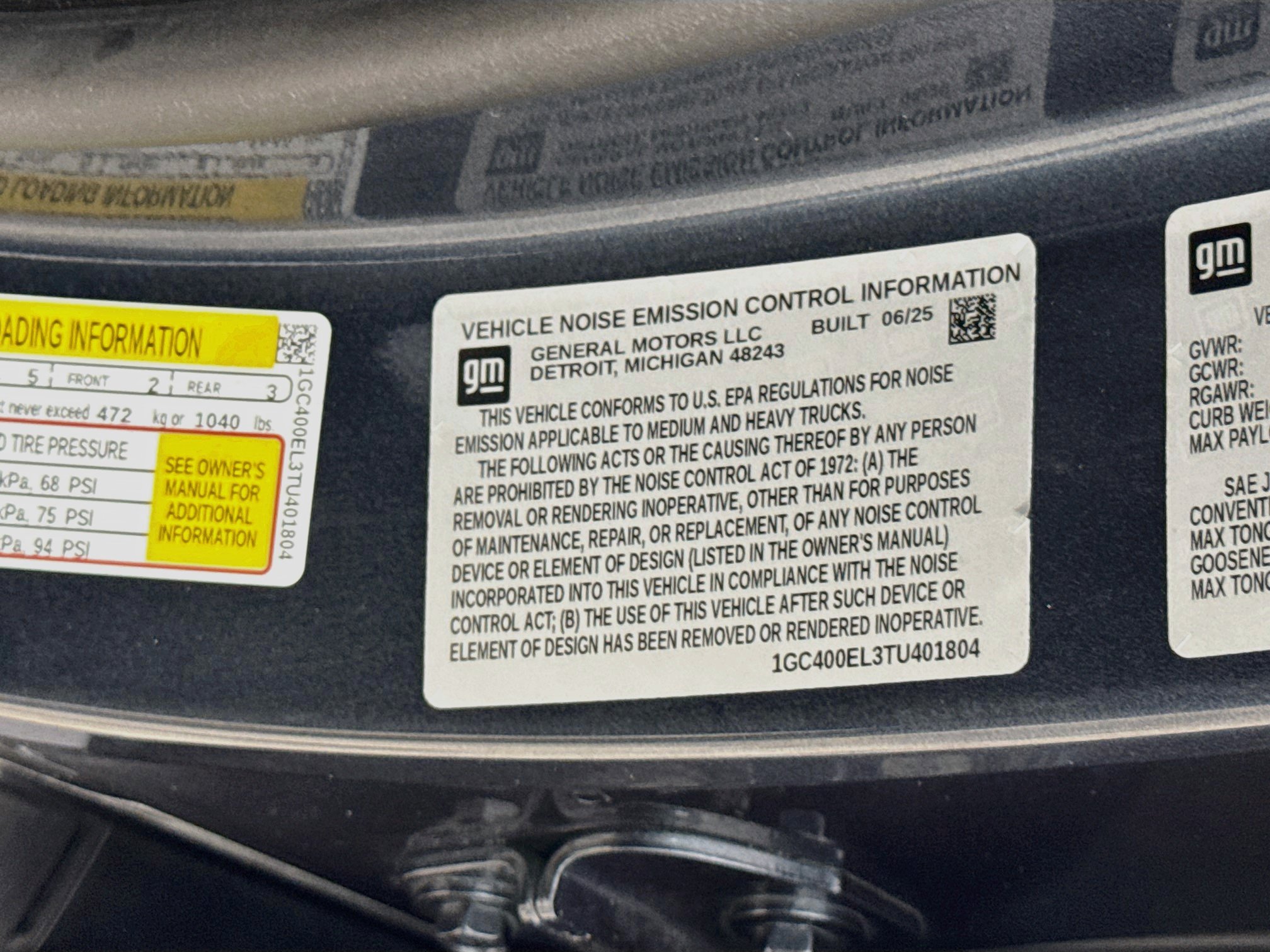 Used 2026 Chevrolet Silverado EV LT AWD/4WD image 34