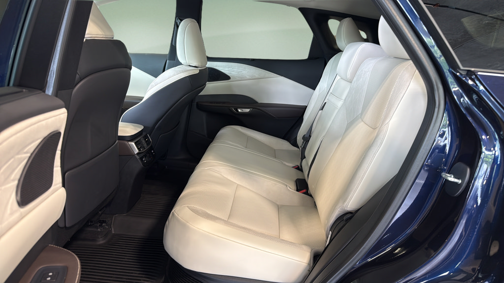 Certified 2023 Lexus RX 350 w/ Accessory Package (Z1) AWD/4WD image 23