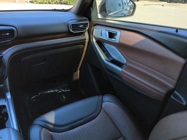 Certified 2023 Ford Explorer King Ranch w/ Technology Package image 17