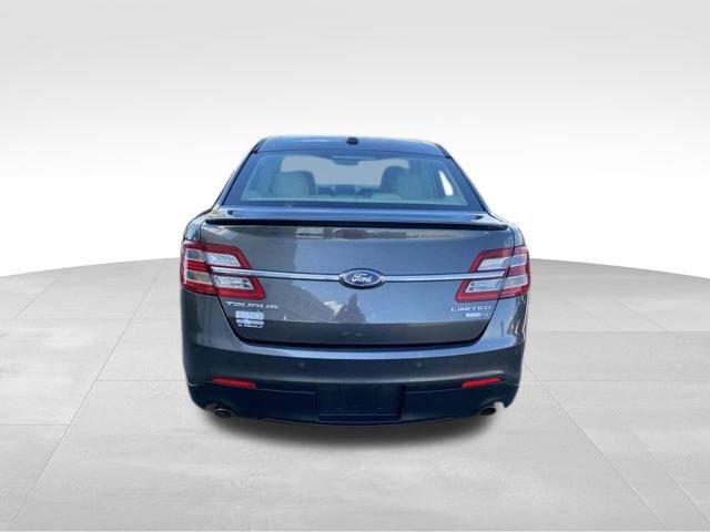 Used 2018 Ford Taurus Limited image 8