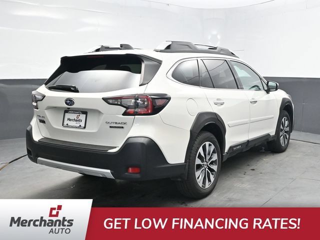 Used 2023 Subaru Outback Touring AWD/4WD image 7