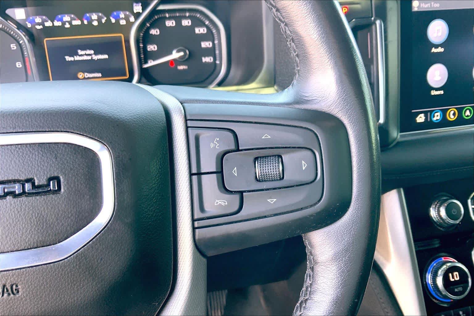 Used 2021 GMC Yukon Denali w/ Denali Premium Package AWD/4WD image 25