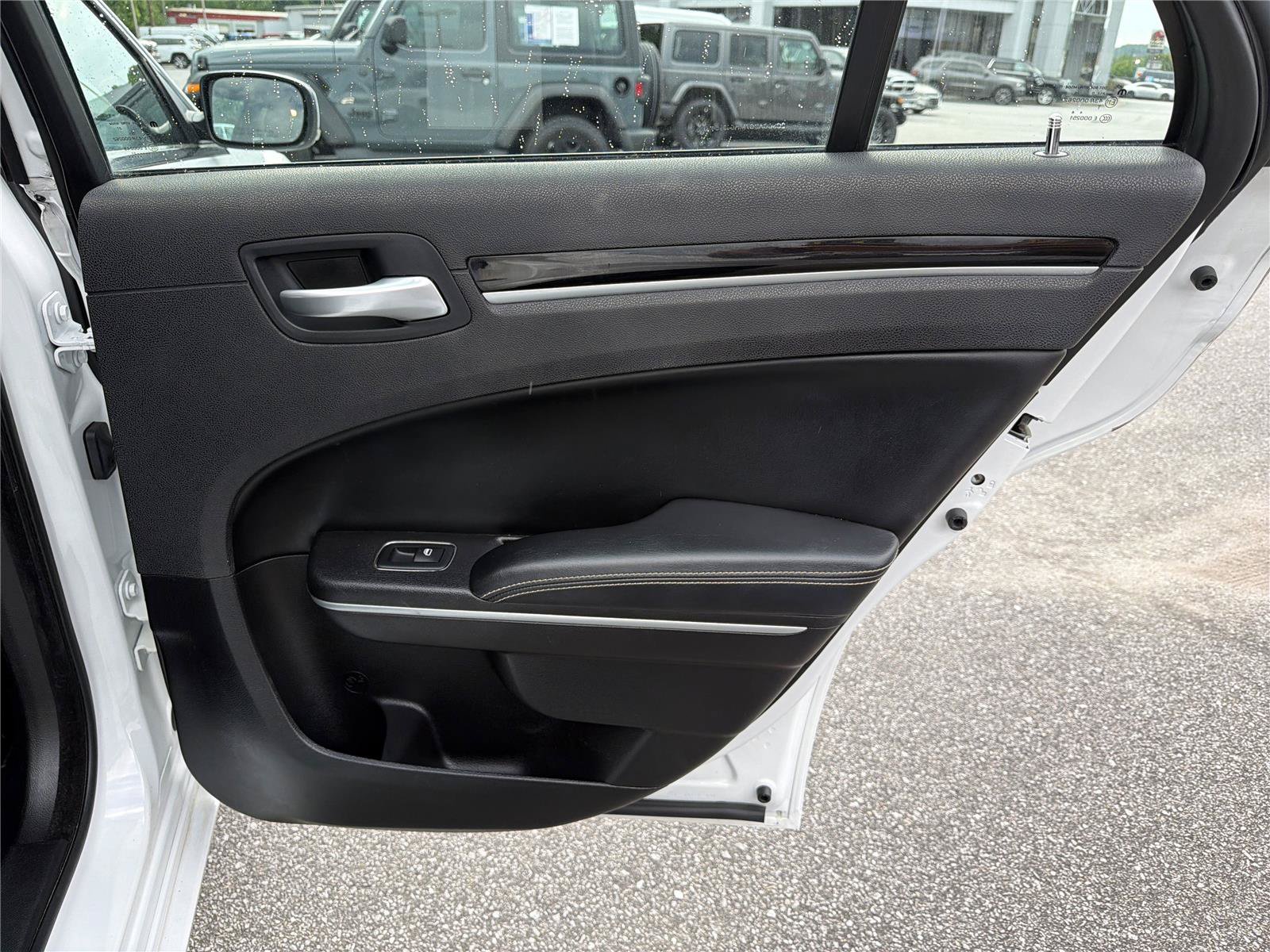 Used 2021 Chrysler 300 S RWD image 15