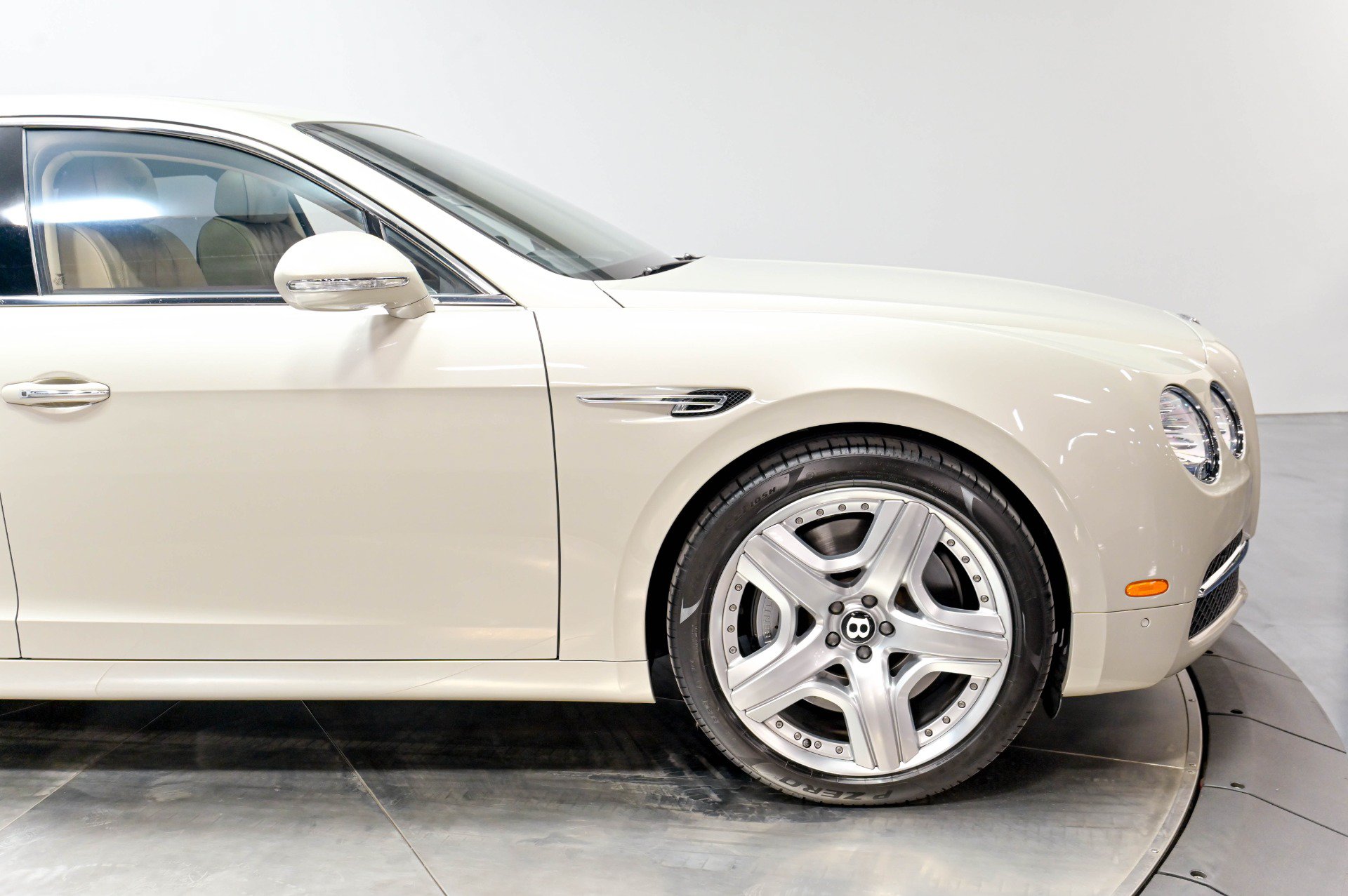 Used 2015 Bentley Flying Spur W12 AWD/4WD image 27