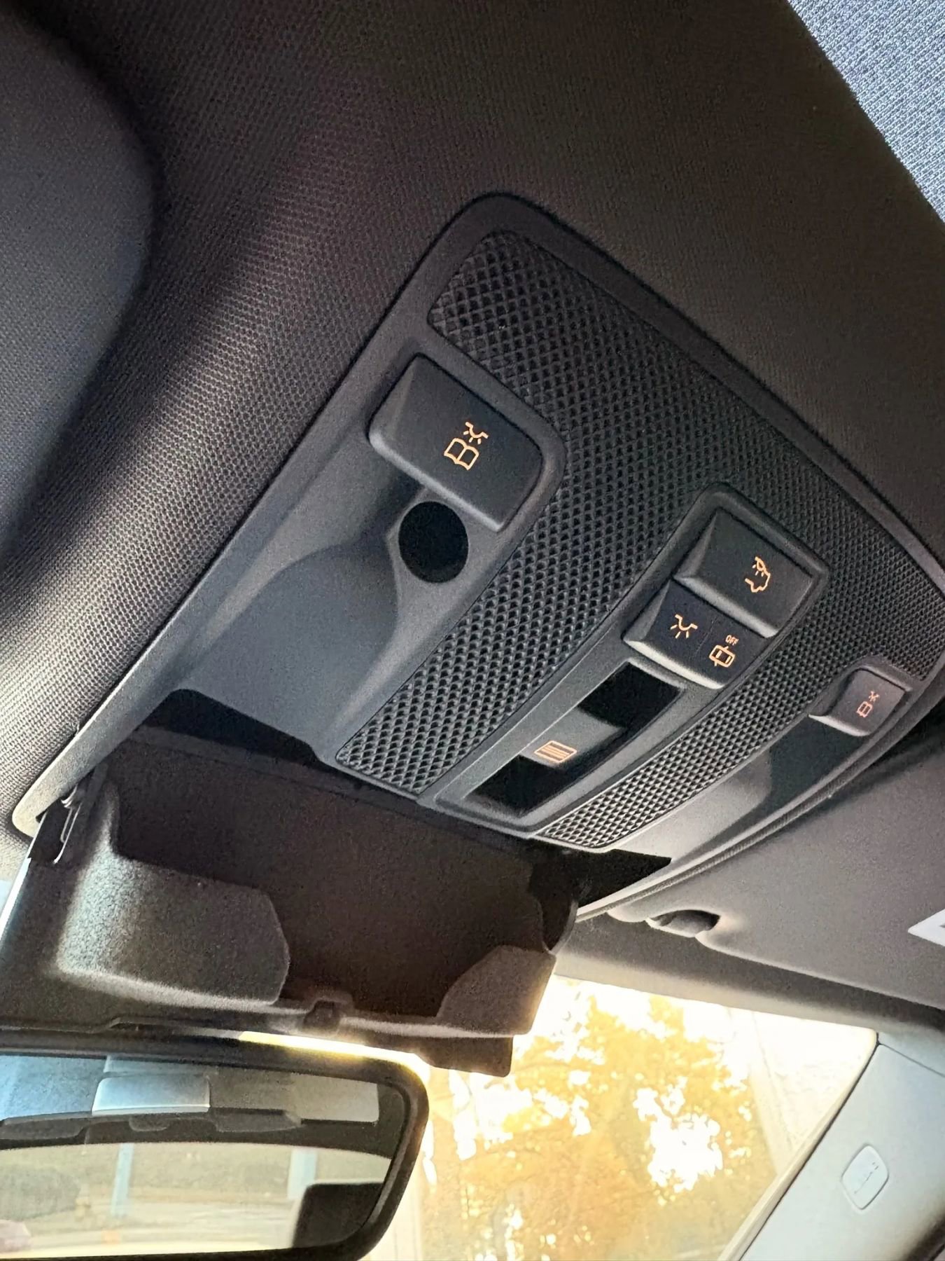 Used 2018 Mercedes-Benz CLA 250 4MATIC image 29