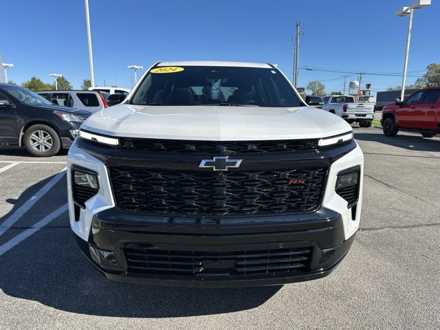 Used 2024 Chevrolet Traverse RS w/ LPO, Floor Liner Package image 3
