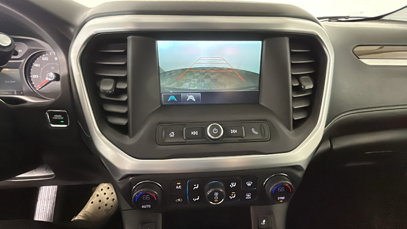 Used 2019 GMC Acadia SLE w/ Driver Alert Package I AWD/4WD image 29