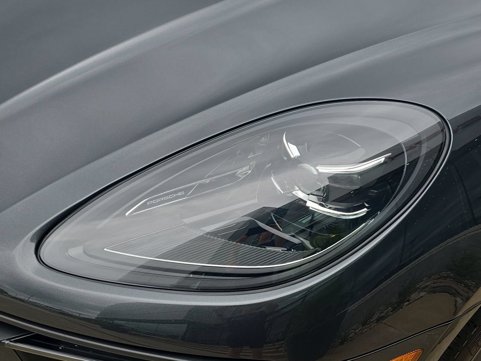 New 2026 Porsche Macan AWD/4WD image 12