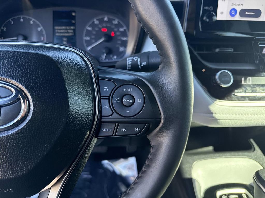 Used 2024 Toyota Corolla SE image 28