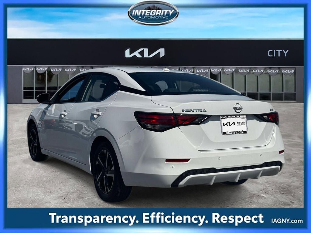 Used 2024 Nissan Sentra SV FWD image 5