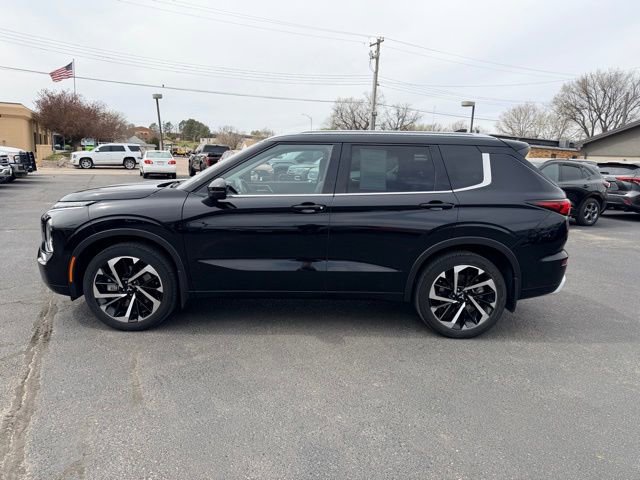 Used 2022 Mitsubishi Outlander SEL image 6