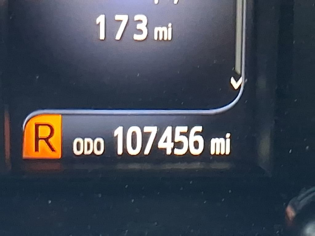 Used 2017 Toyota Camry SE FWD image 30