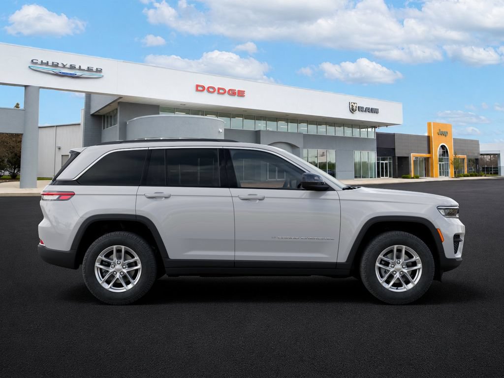 New 2026 Jeep Grand Cherokee Laredo X AWD/4WD image 21