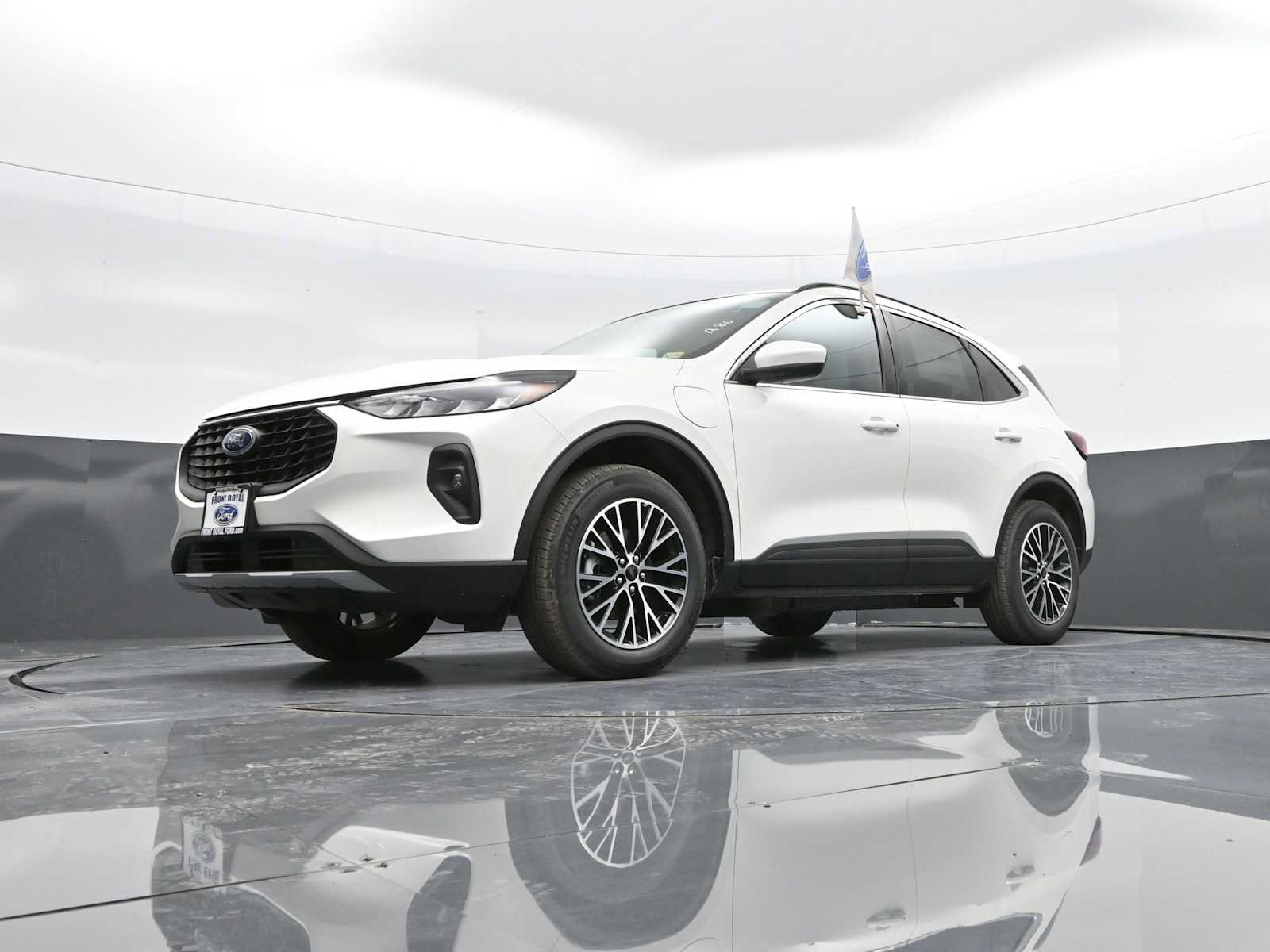 New 2025 Ford Escape SE FWD image 38