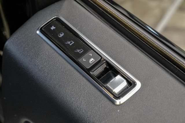 Used 2019 Land Rover Range Rover Supercharged AWD/4WD image 64