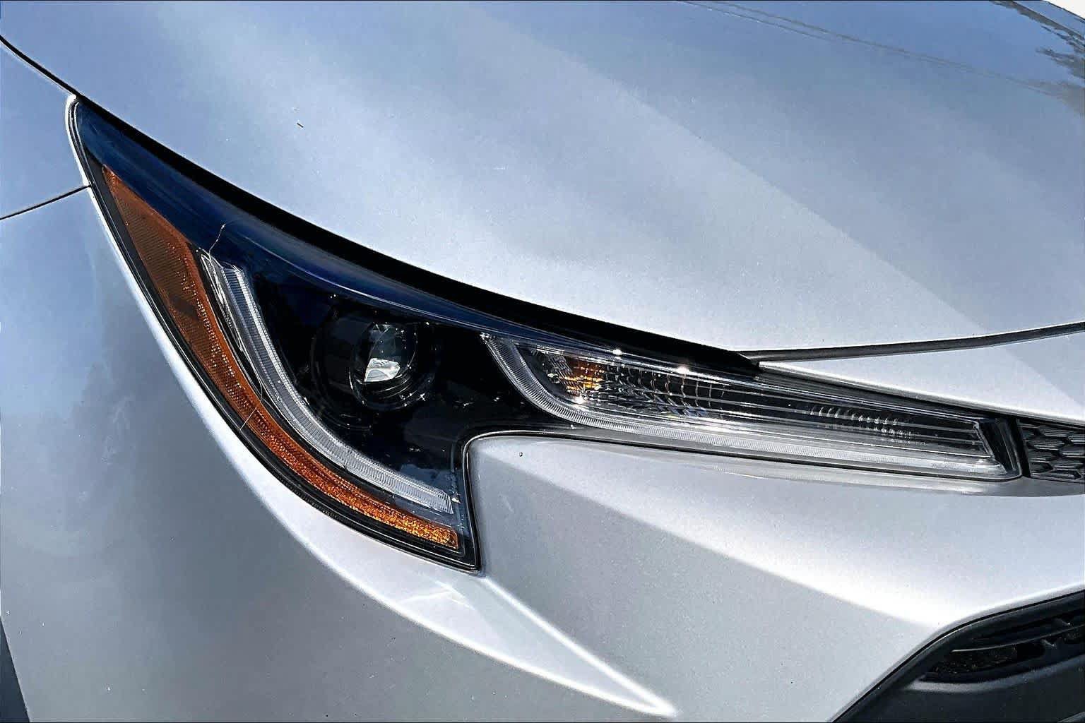 Used 2024 Toyota Corolla LE FWD image 28