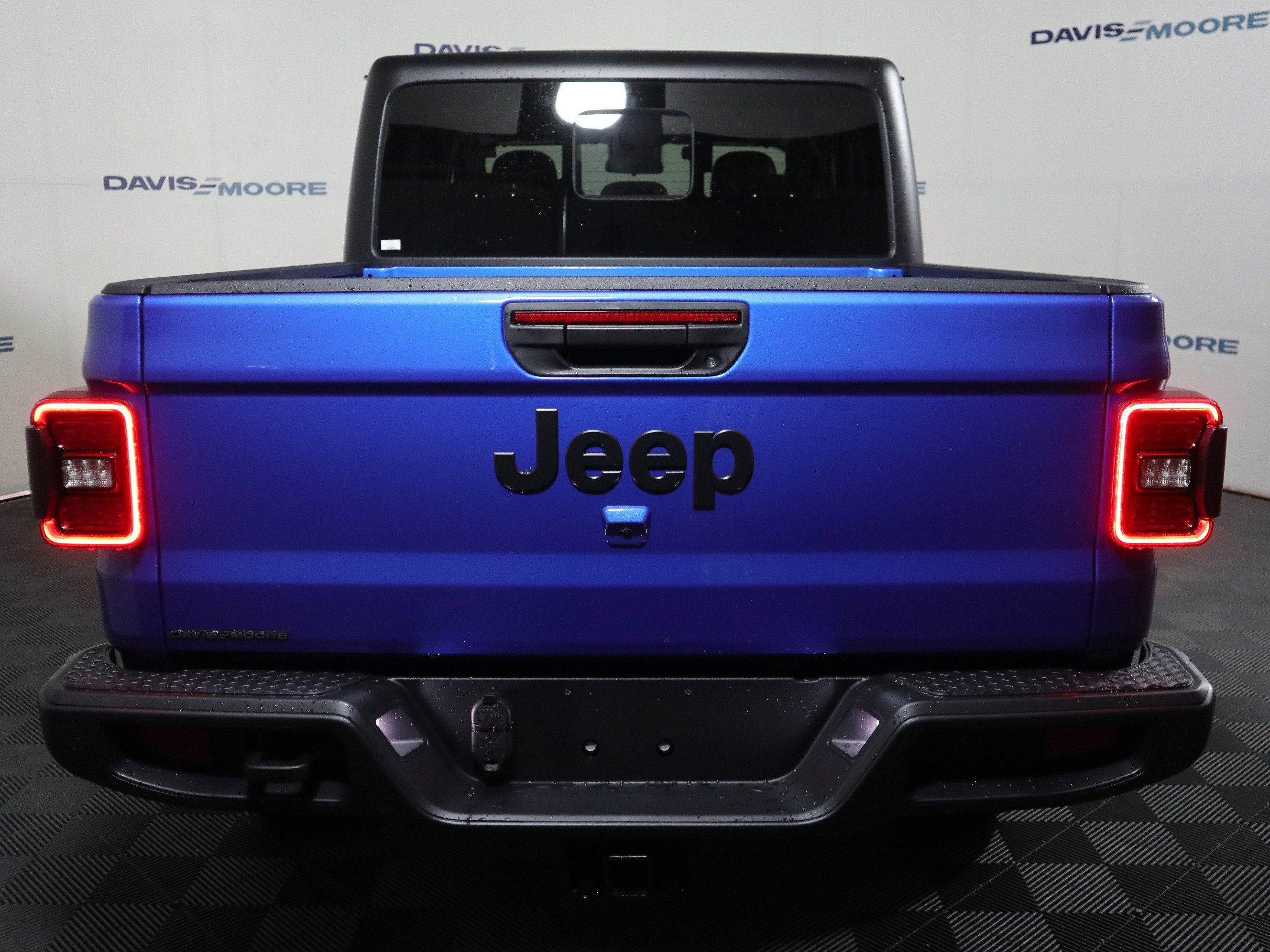 New 2025 Jeep Gladiator Sport AWD/4WD image 7