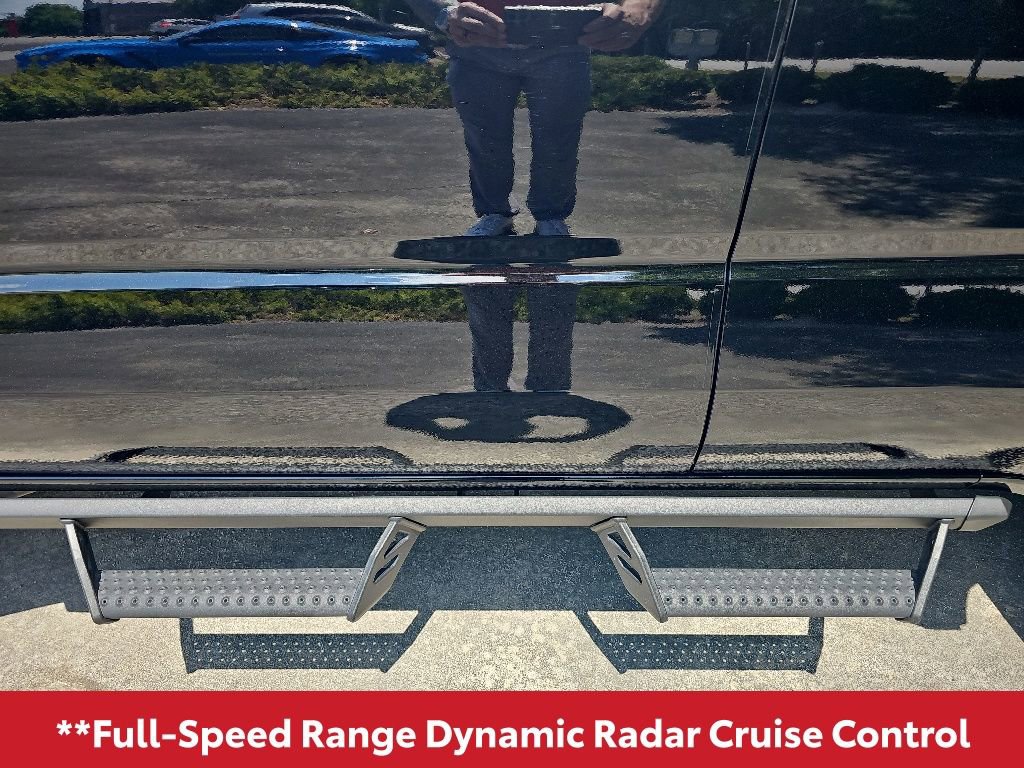 Used 2025 Toyota 4Runner SR5 AWD/4WD image 10