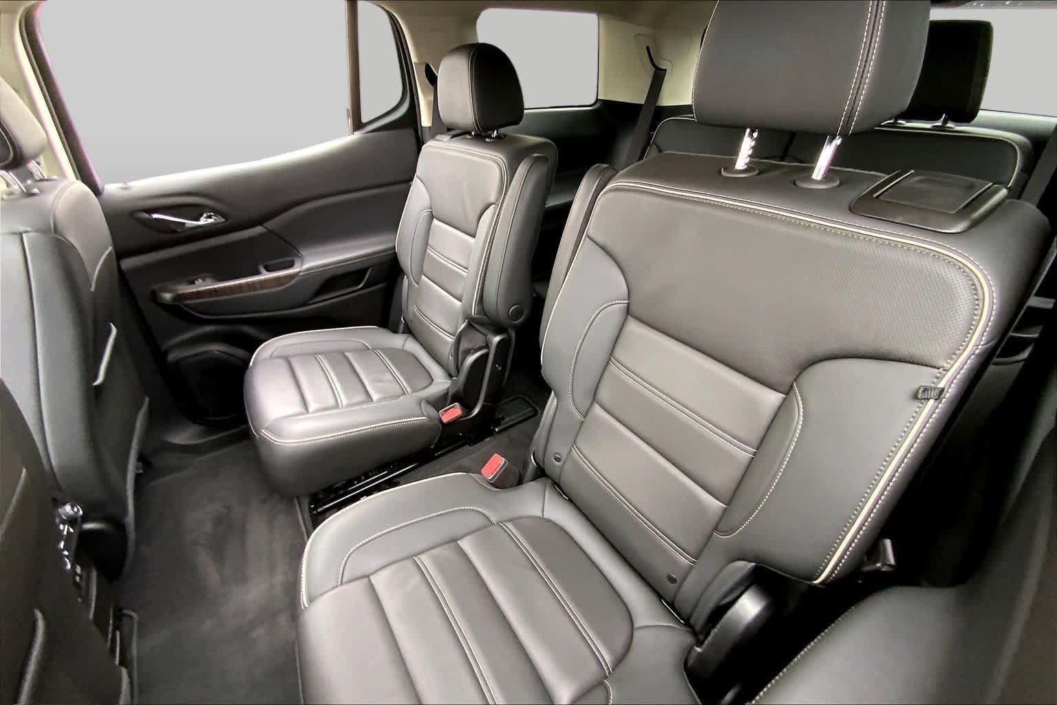 Used 2023 GMC Acadia Denali w/ Denali Technology Package AWD/4WD image 21