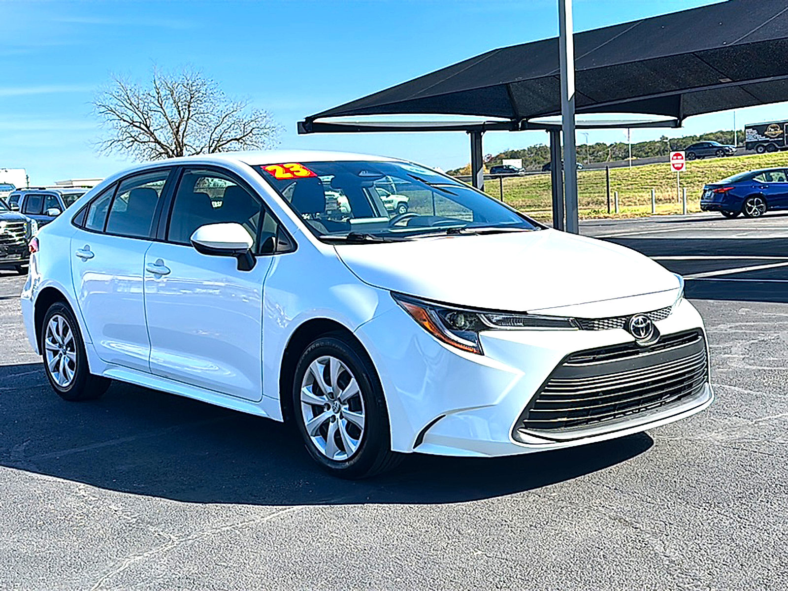 Used 2023 Toyota Corolla LE image 10