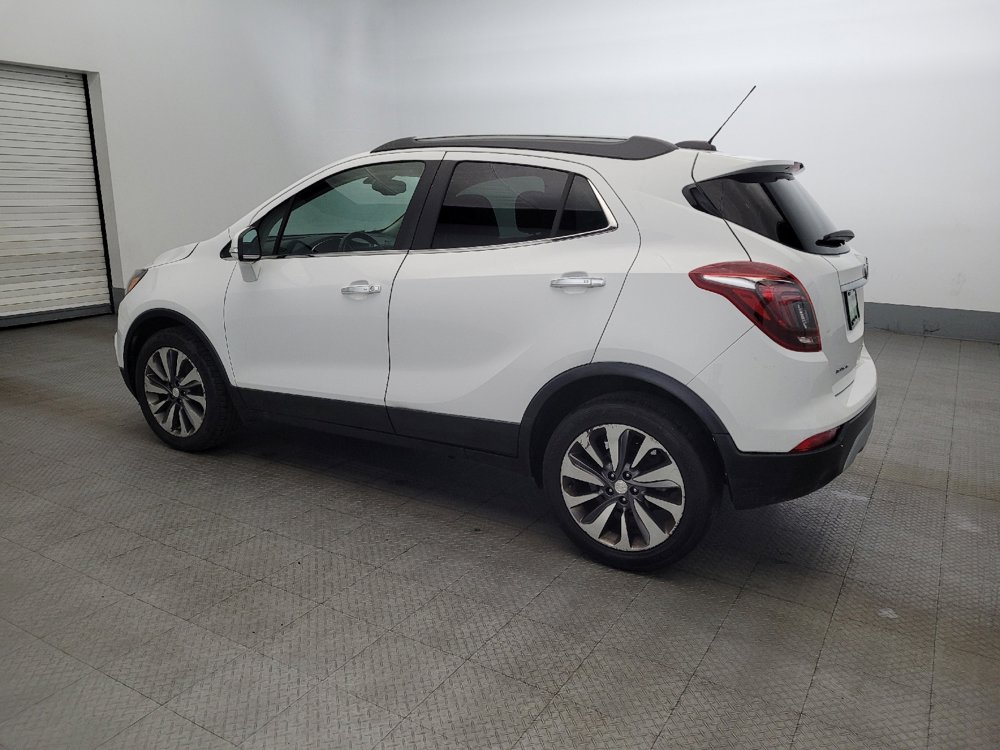 Used 2018 Buick Encore Essence image 3