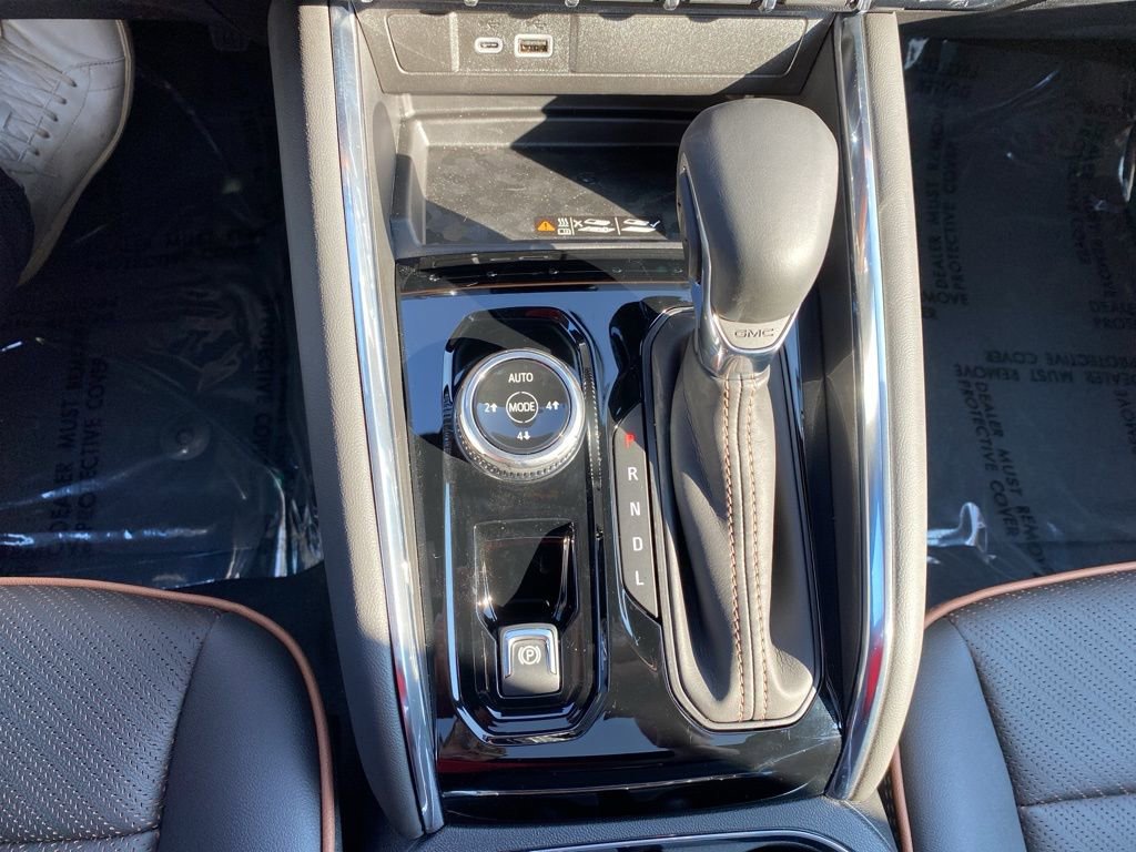 New 2026 GMC Canyon AT4 w/ Technology Plus Package image 15