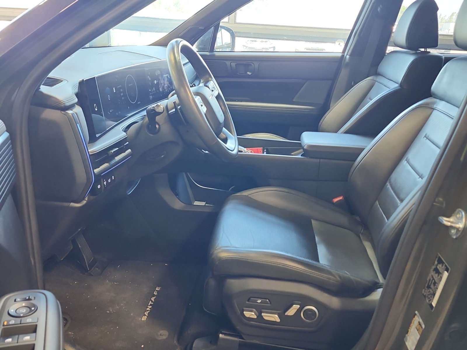 Used 2024 Hyundai Santa Fe Calligraphy AWD/4WD image 8