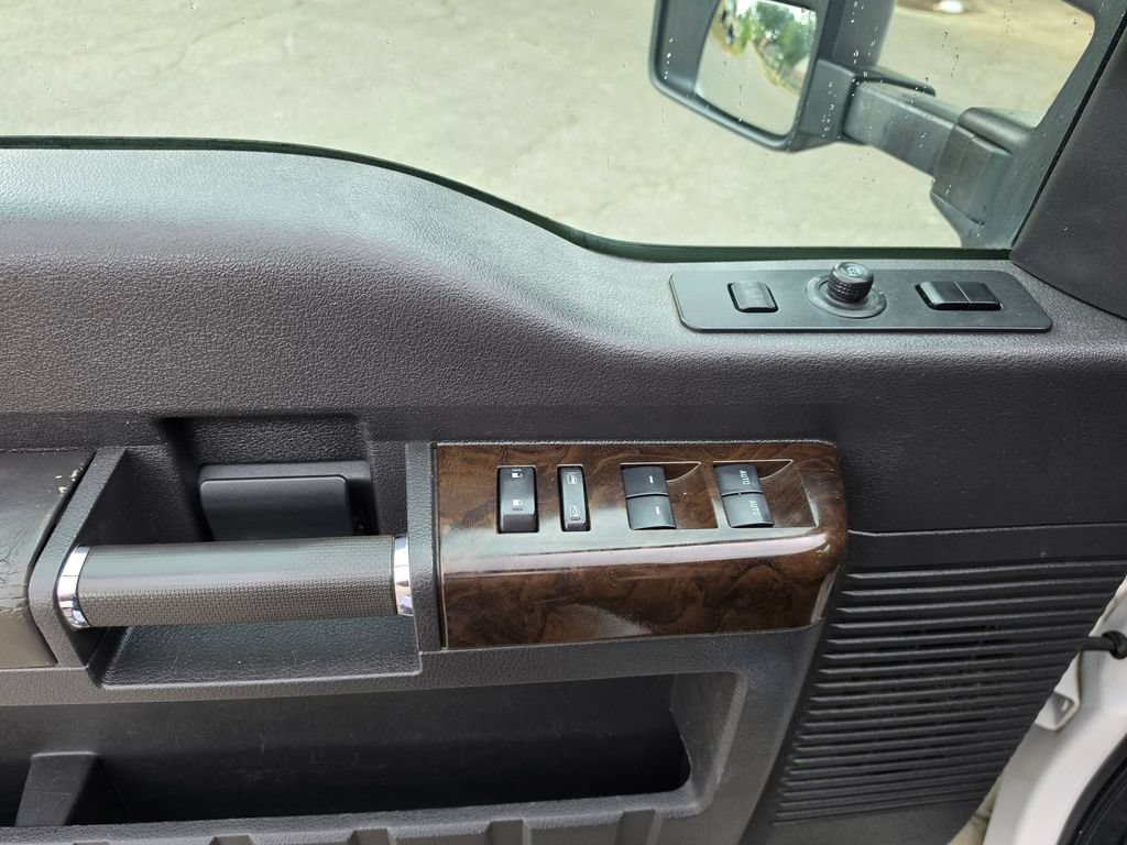 Used 2015 Ford F250 Platinum AWD/4WD image 19