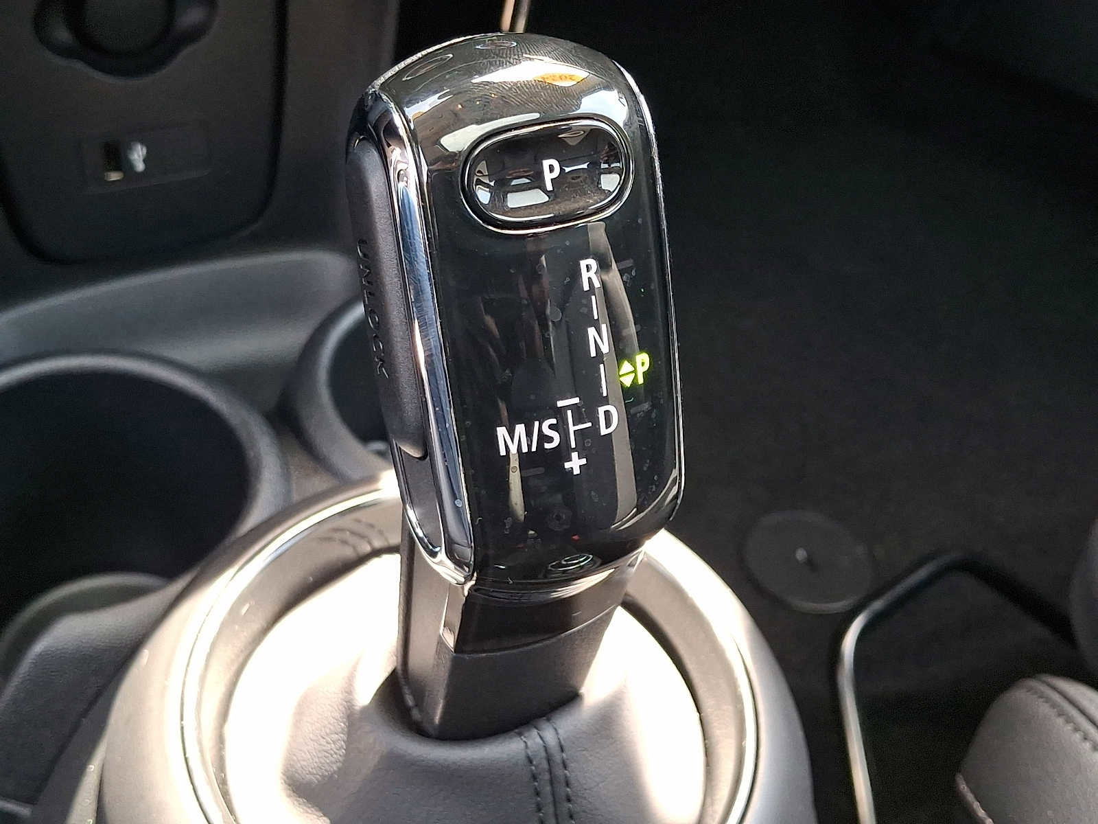 Certified 2024 MINI Cooper S FWD image 16