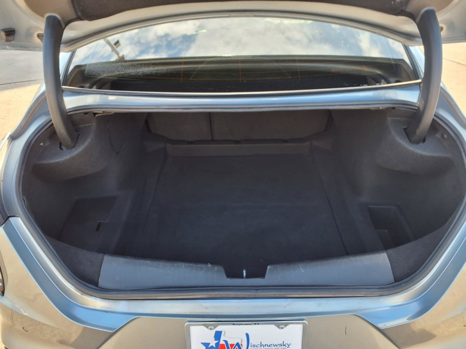 Used 2023 Cadillac CT4 Sport w/ Technology Package RWD image 7