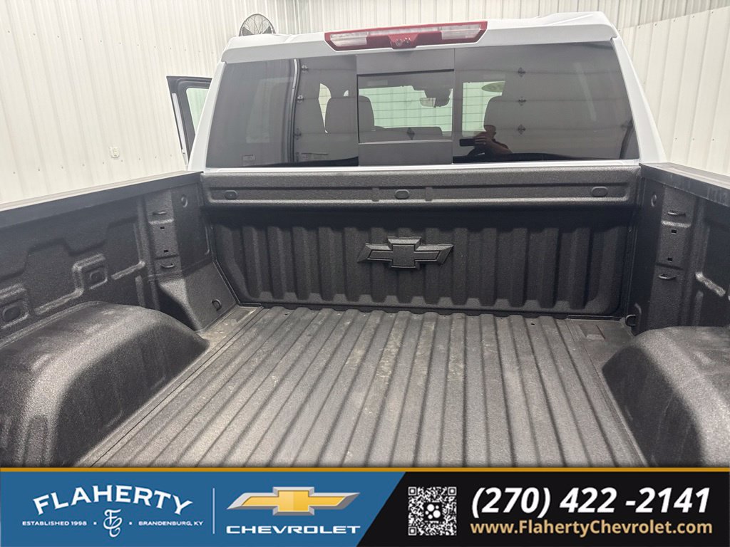 New 2026 Chevrolet Silverado 1500 High Country w/ Technology Package AWD/4WD image 19