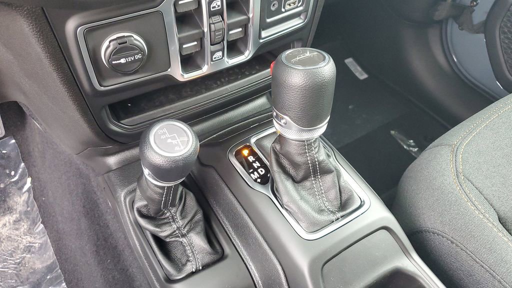 New 2026 Jeep Gladiator Sport image 25