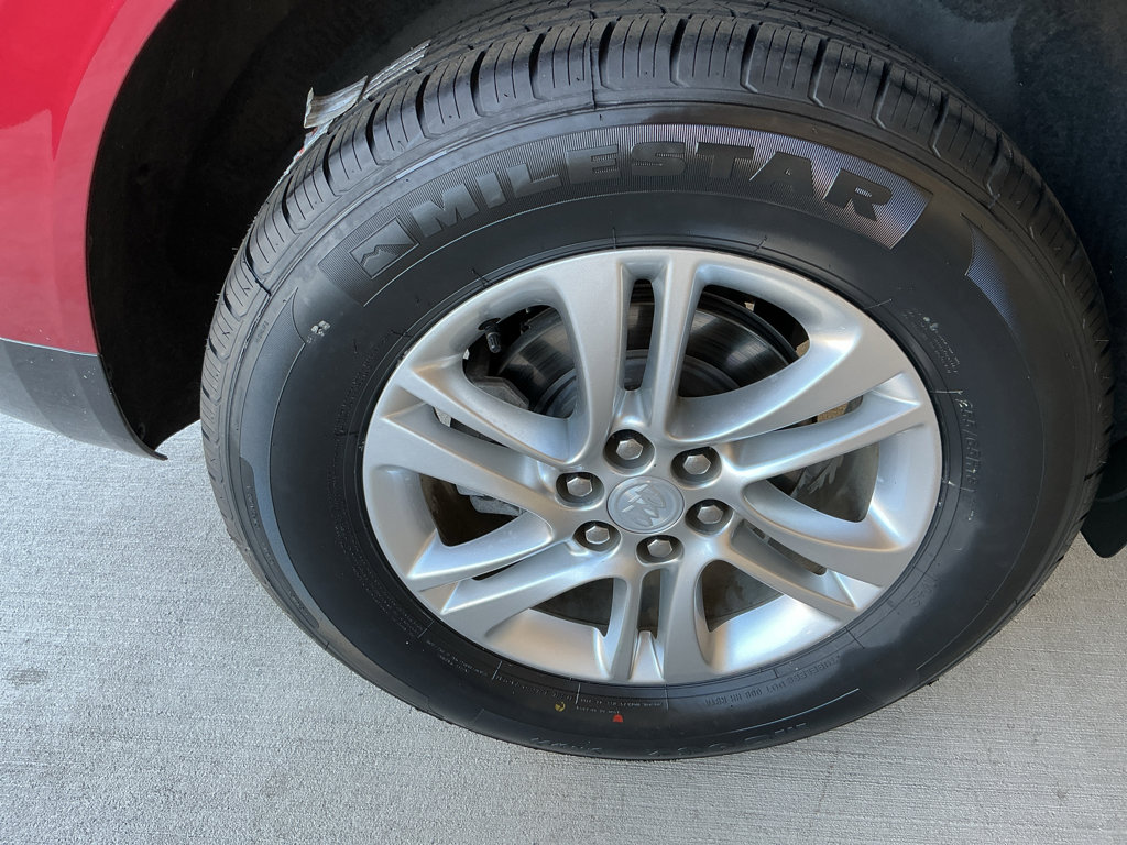 Used 2020 Buick Enclave Essence image 5