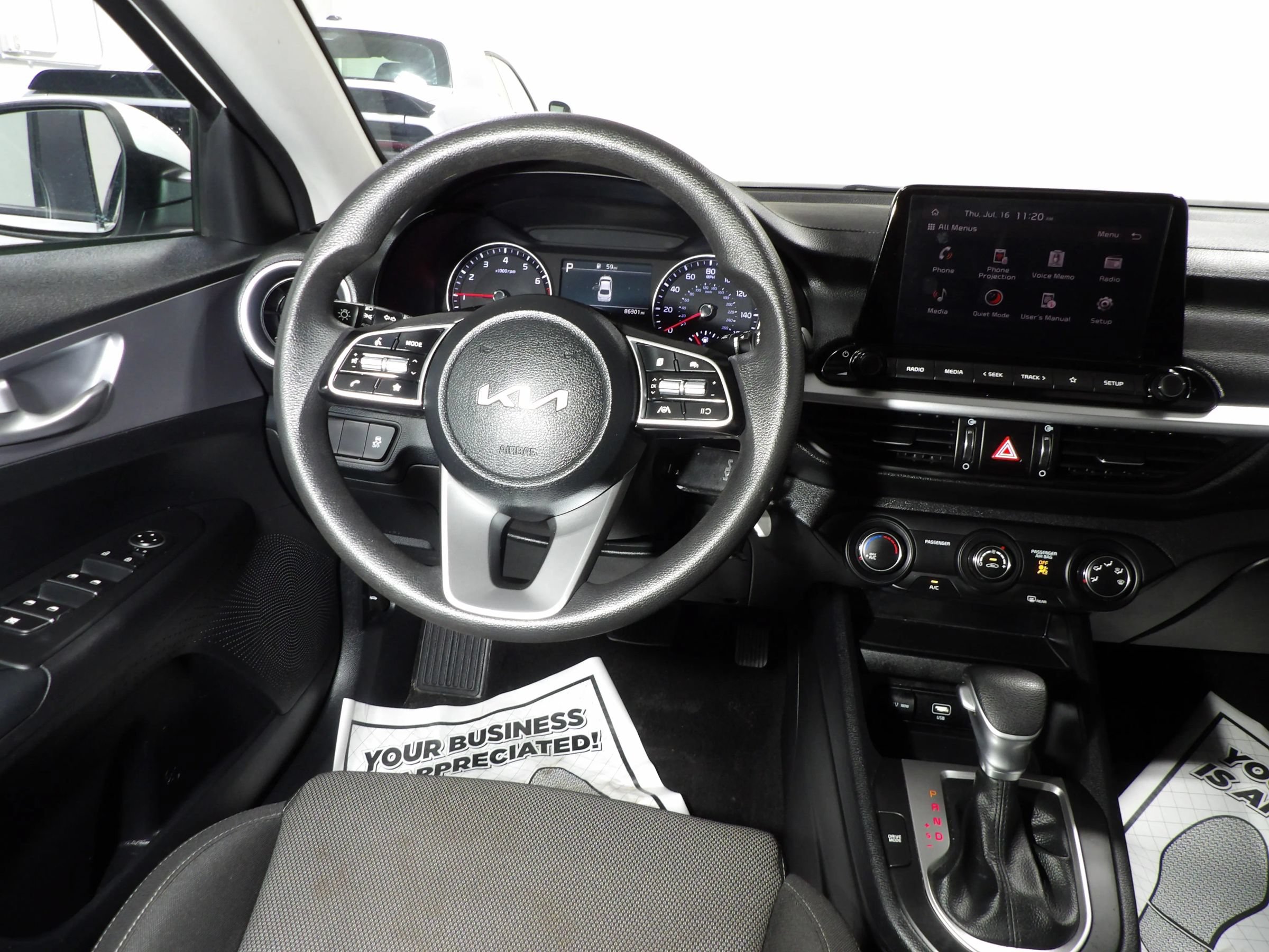 Used 2024 Kia Forte LXS FWD image 10