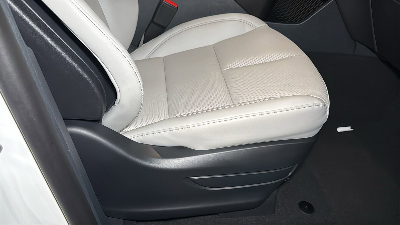 New 2026 Lincoln Aviator AWD image 8