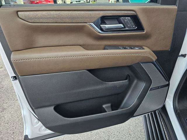 New 2026 GMC Yukon XL Denali Ultimate AWD/4WD image 22