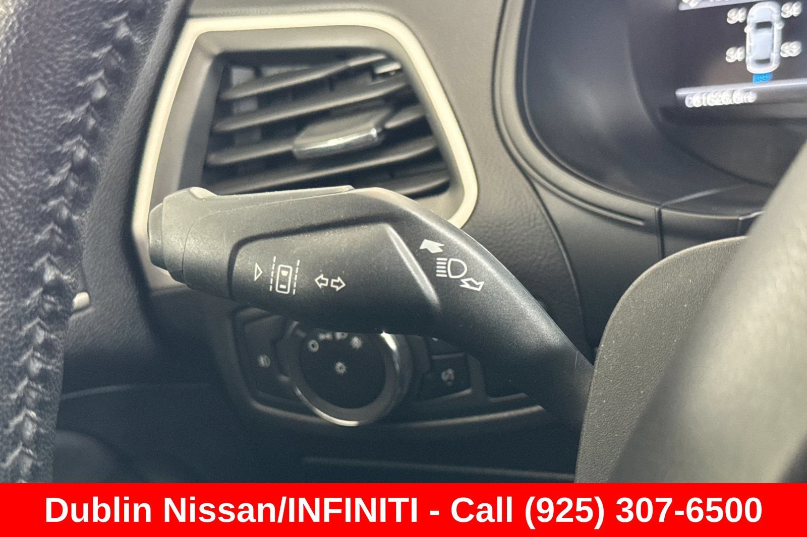 Used 2023 Ford Edge SEL w/ Convenience Package AWD/4WD image 38