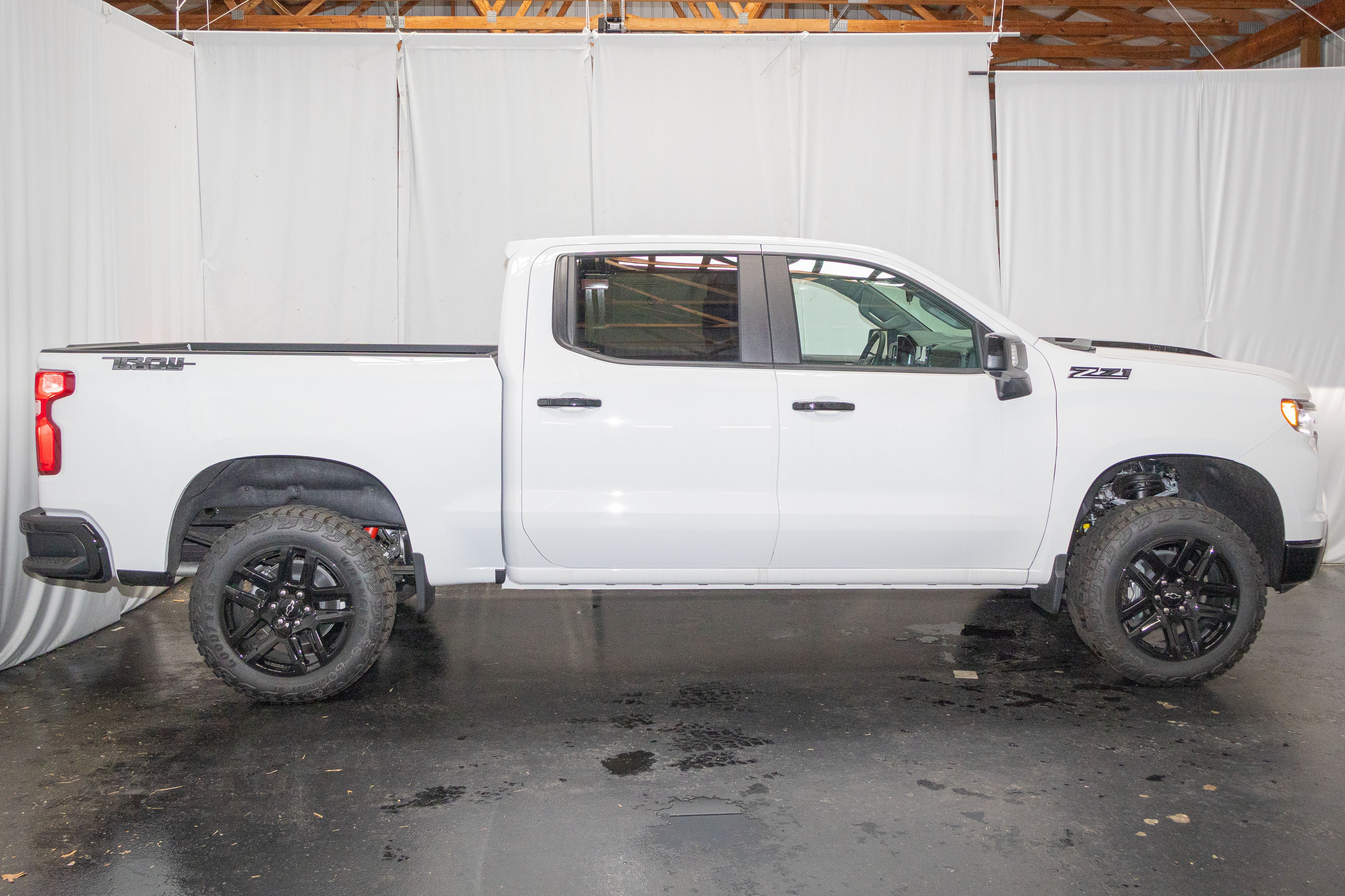 New 2026 Chevrolet Silverado 1500 LT Trail Boss w/ LT Trail Boss Premium Package AWD/4WD image 6