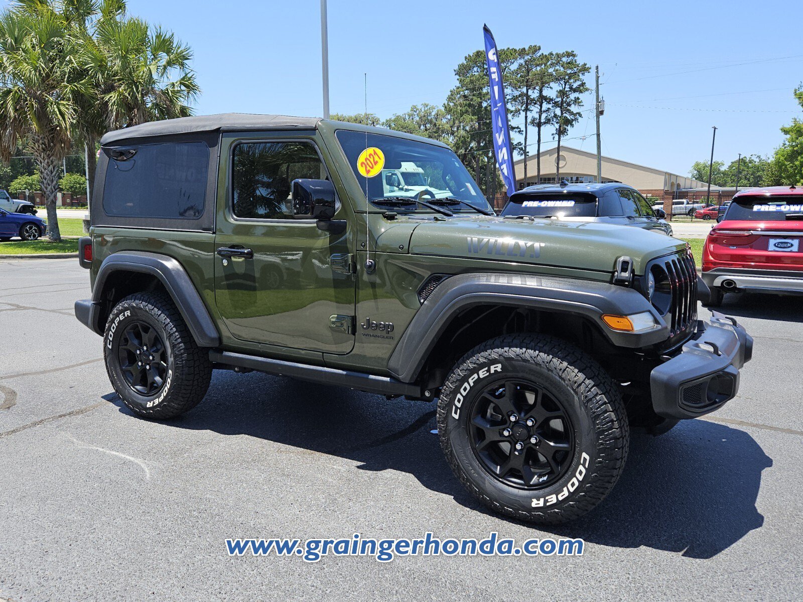 Used 2021 Jeep Wrangler Sport AWD/4WD image 7